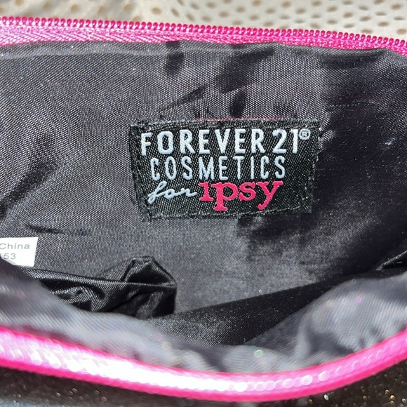 Ipsy cosmetics bags 2 quantity - Picture 2 of 3